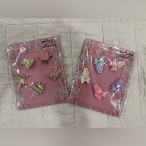CROCS X LoveShackFancy Pink Floral & Gold Jibbitz Charm Sets
